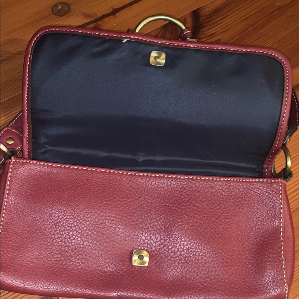 Red Purse - Picture 4 of 4
